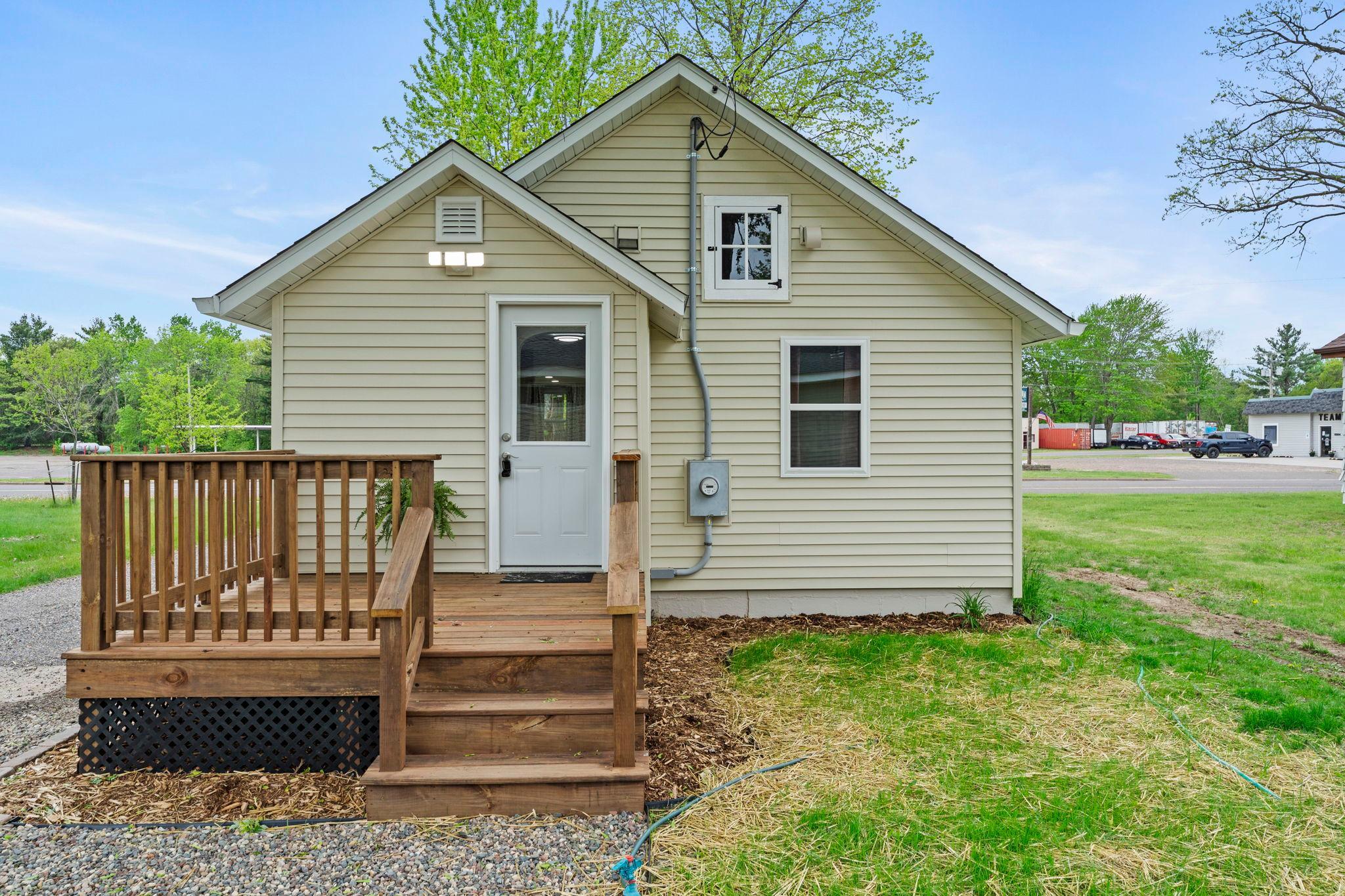 935 Hammond Avenue Rice Lake, WI 54868 - Photo 5 of 38 Gallery Image 5