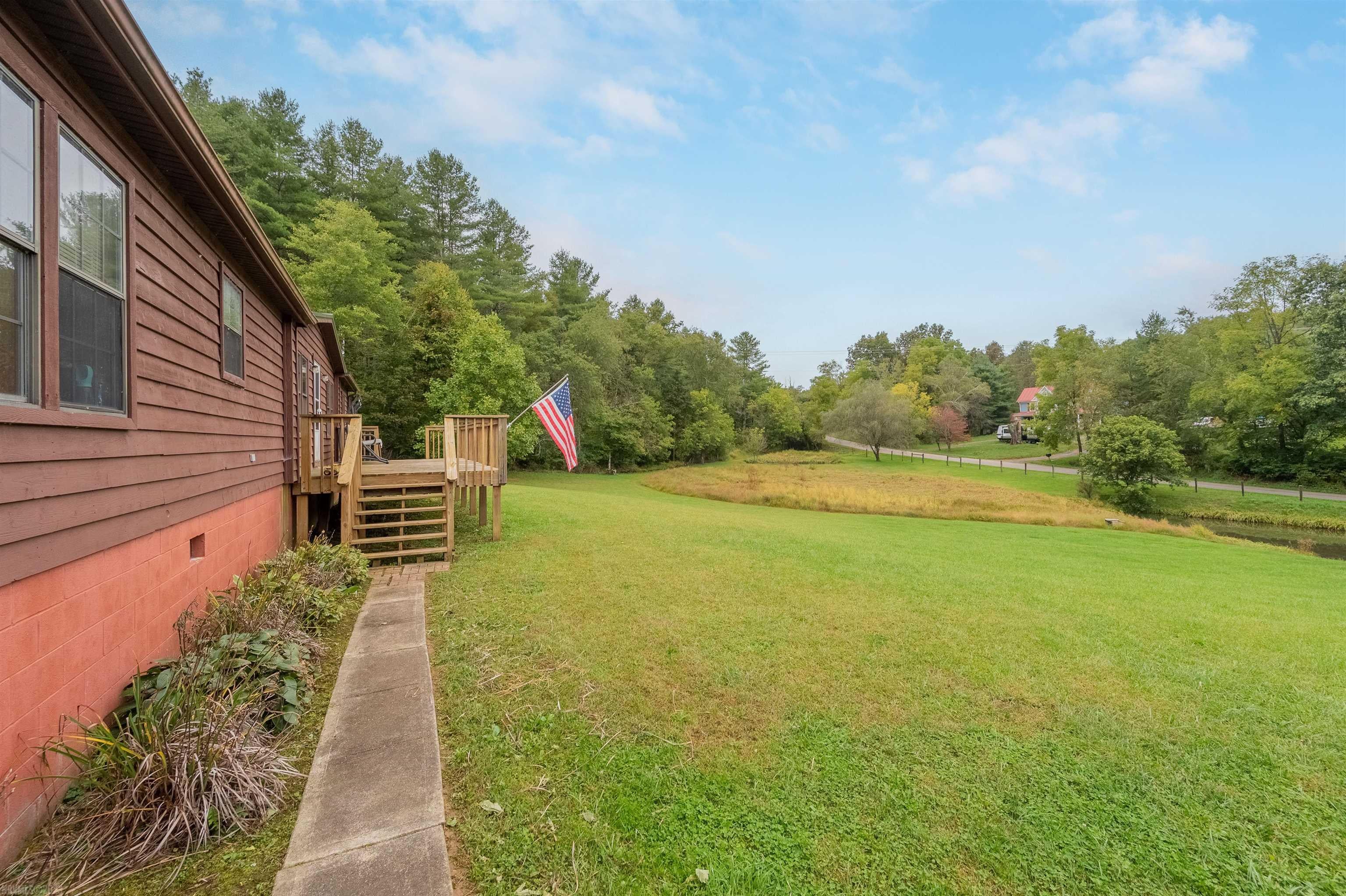 313 Moore Road Northeast Floyd, VA 24091 - Photo 9 of 58 Gallery Image 9
