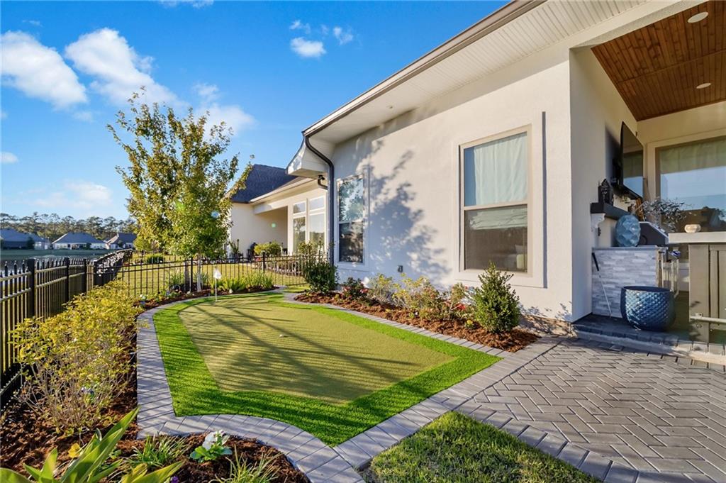 557 North Corniche Du Lac Covington, LA 70433 - Photo 29 of 37