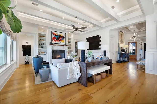 $1,150,000 | 557 North Corniche Du Lac, Covington, LA 70433