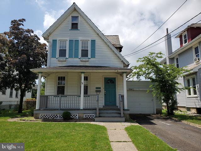 212 Delaware Avenue Riverside, NJ 08075 - Photo 2 of 31