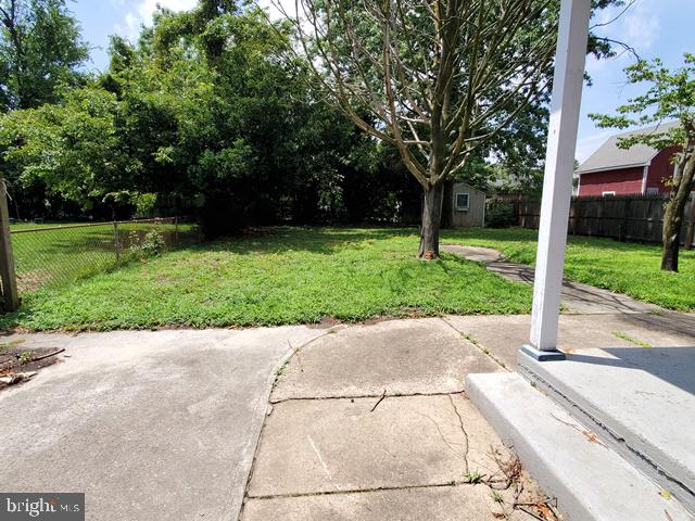 212 Delaware Avenue Riverside, NJ 08075 - Photo 3 of 31