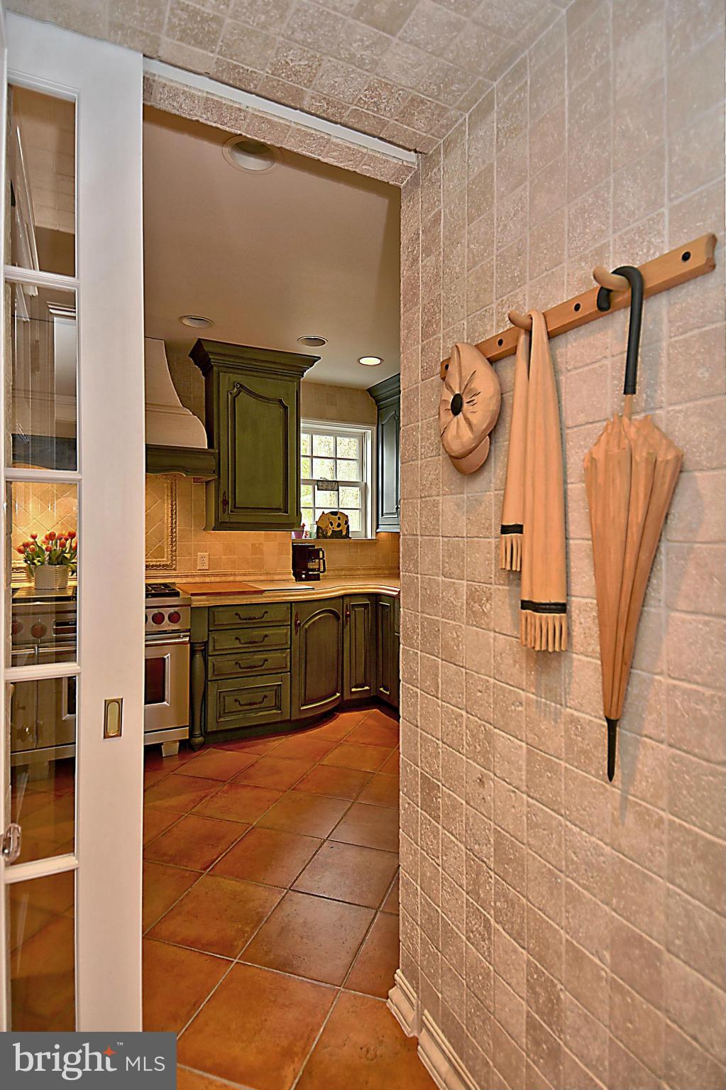 14 Wendover Road Baltimore, MD 21218 - Photo 16 of 30 Interior (General)
