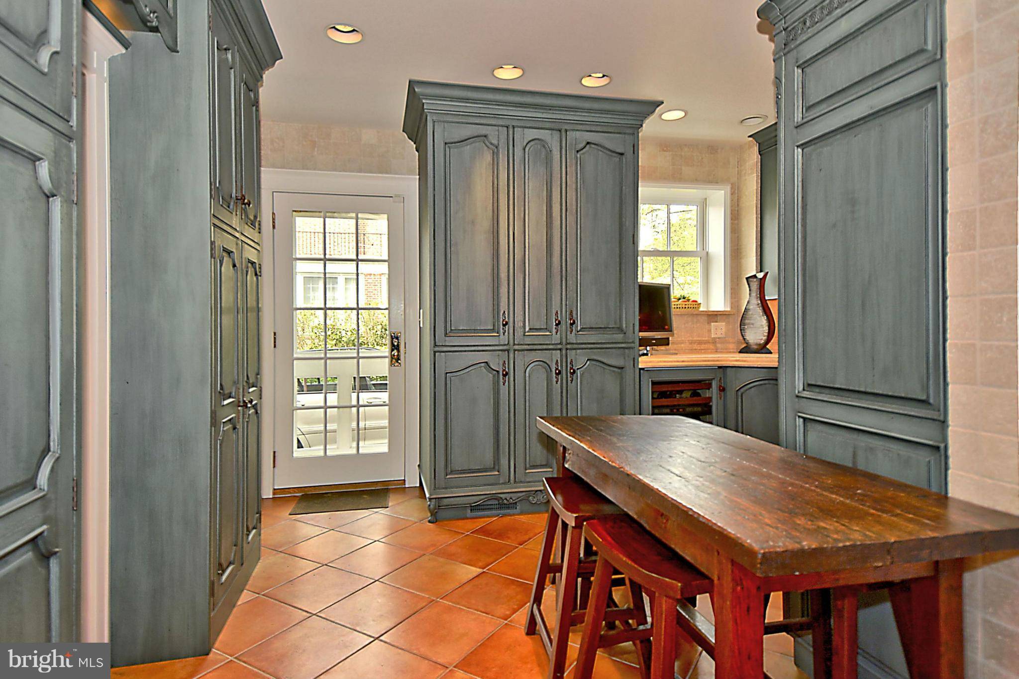 14 Wendover Road Baltimore, MD 21218 - Photo 4 of 30 Kitchen