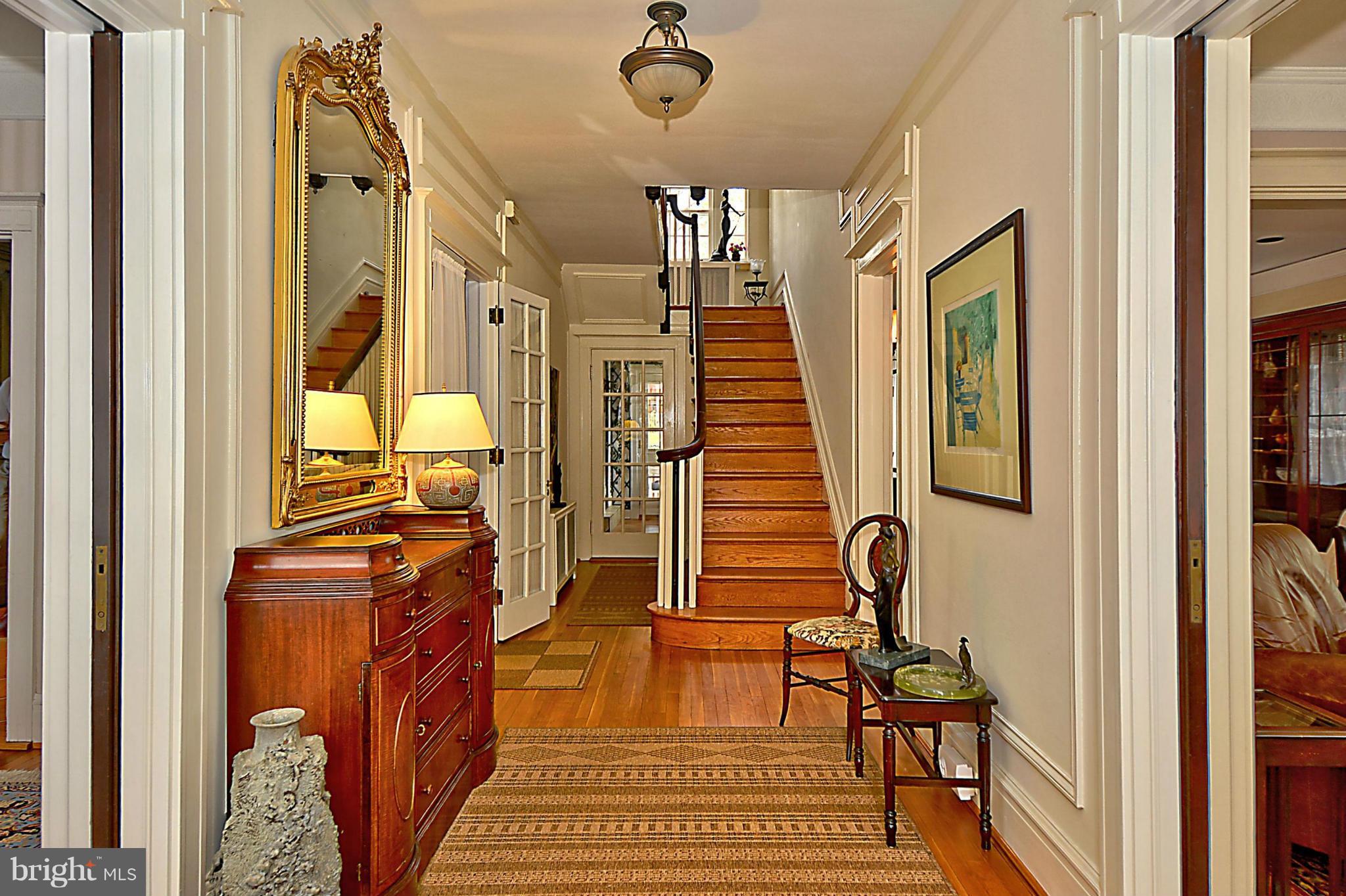 14 Wendover Road Baltimore, MD 21218 - Photo 9 of 30 Front Foyer