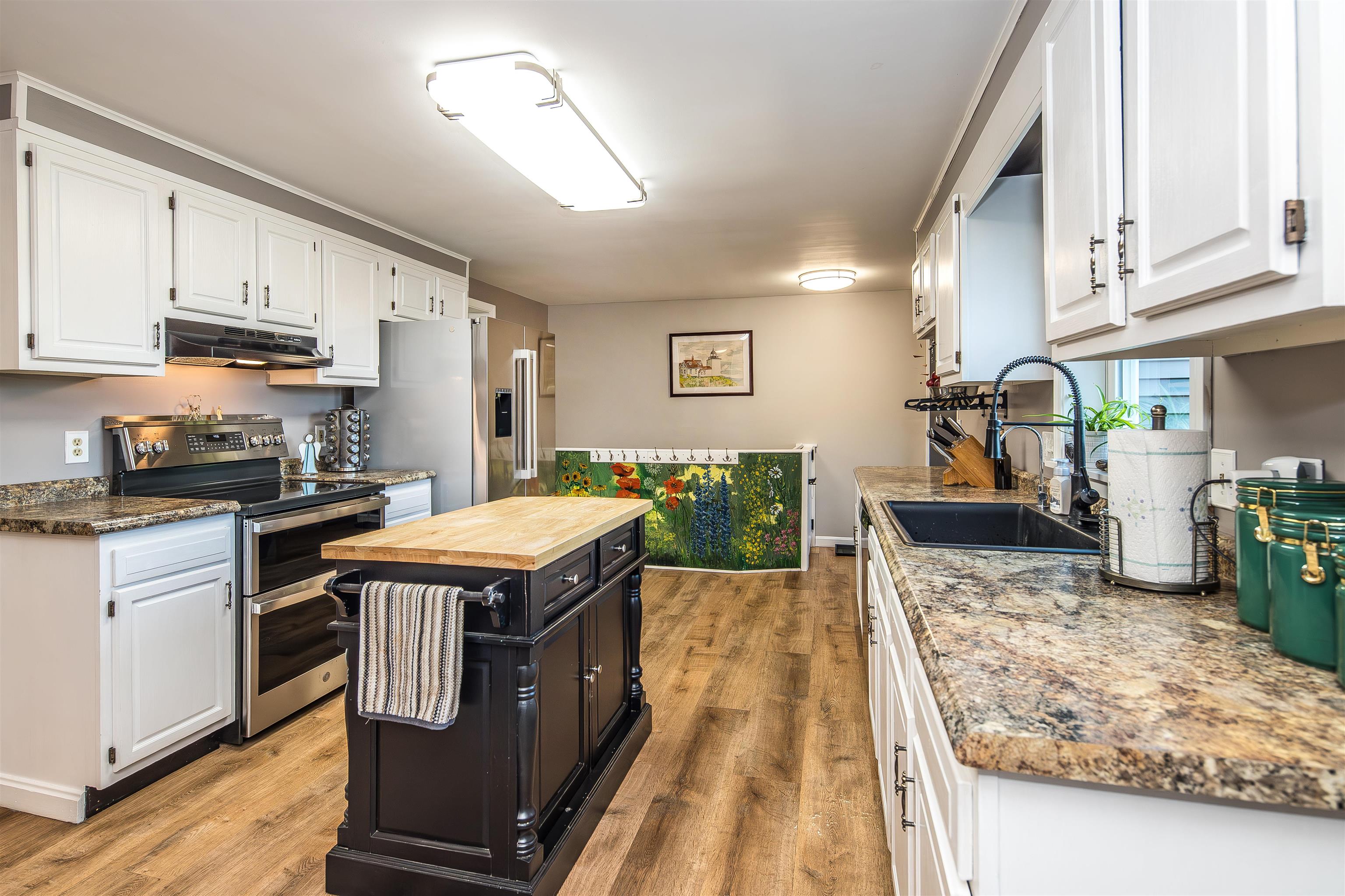 60 Stoneridge Drive Rutland, VT 05701 - Photo 9 of 43