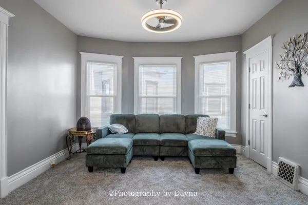 $274,900 | 553 South Greenwood Avenue, Kankakee, IL 60901