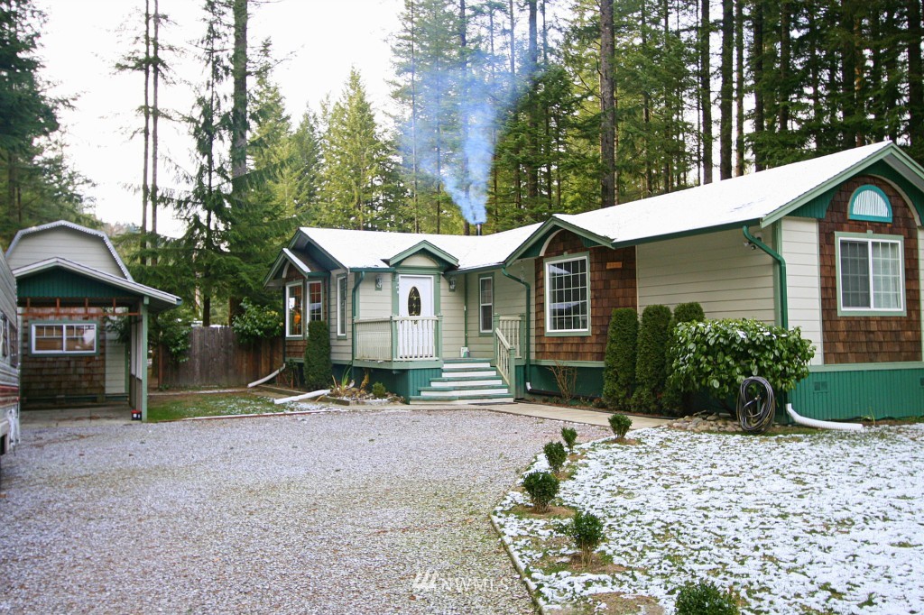6142 Shamrock Road Maple Falls, WA 98266 - Photo 21 of 22 Gallery Image 21