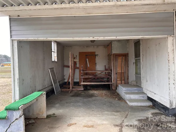 $89,900 | 408 East Carolina Street, Fremont, NC 27830