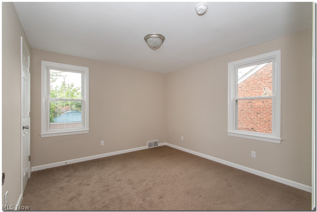 4406 Baintree Road University Heights, OH 44118 - Photo 19 of 29