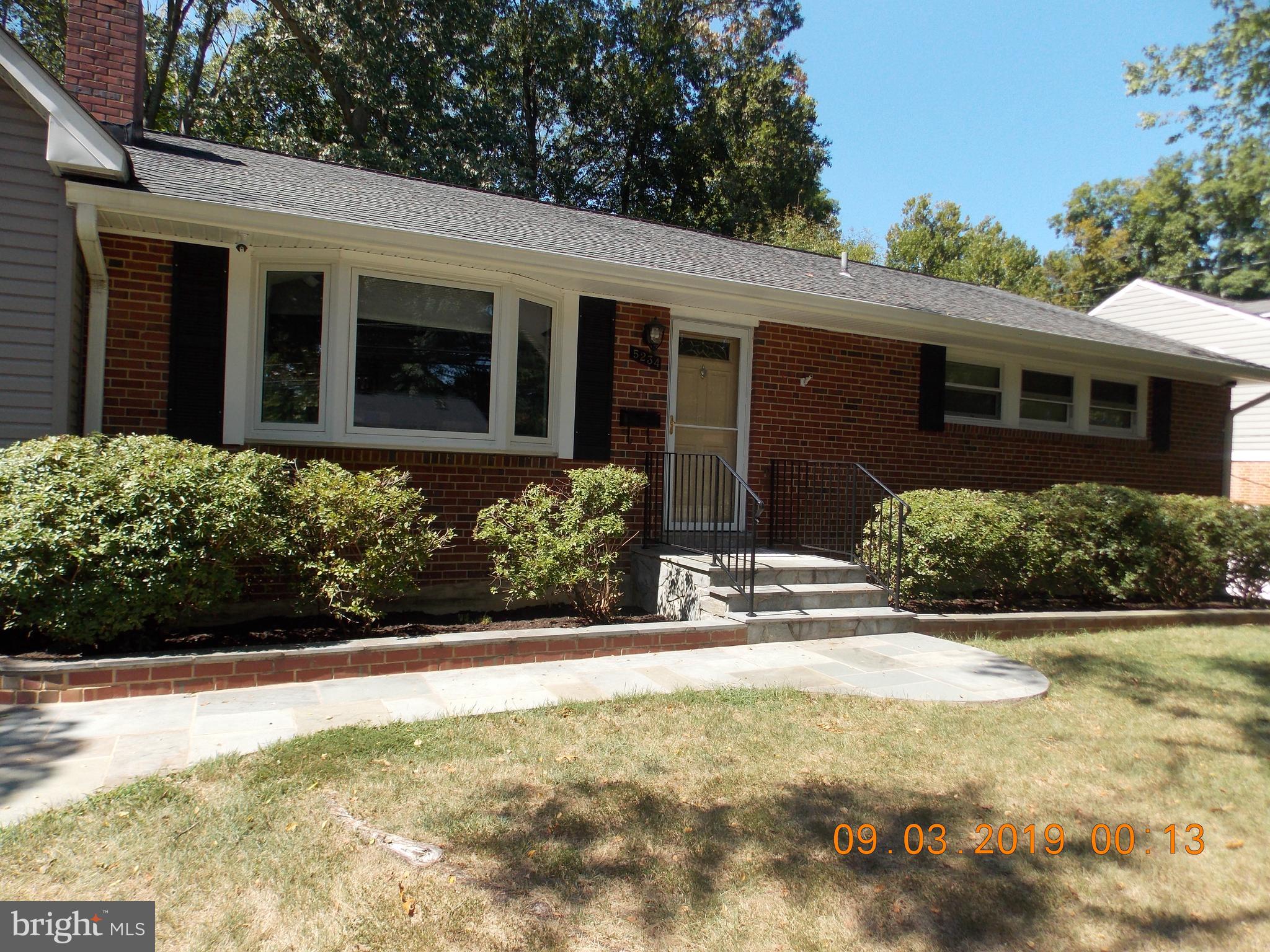 5234 Inverchapel Road Springfield, VA 22151 - Photo 3 of 58 Front with slate walk-way.