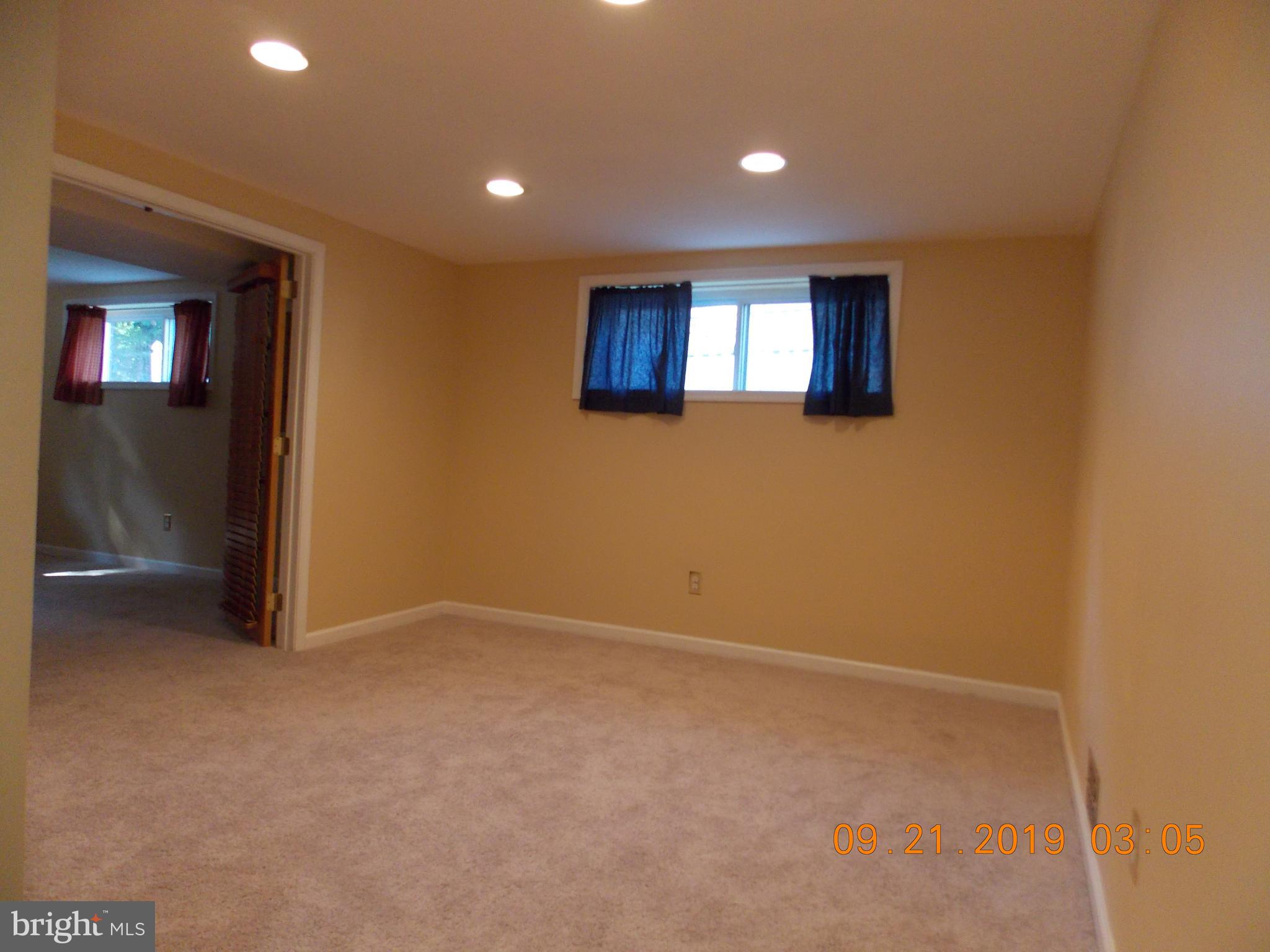 5234 Inverchapel Road Springfield, VA 22151 - Photo 42 of 58 Basement office/bedroom with full bath.