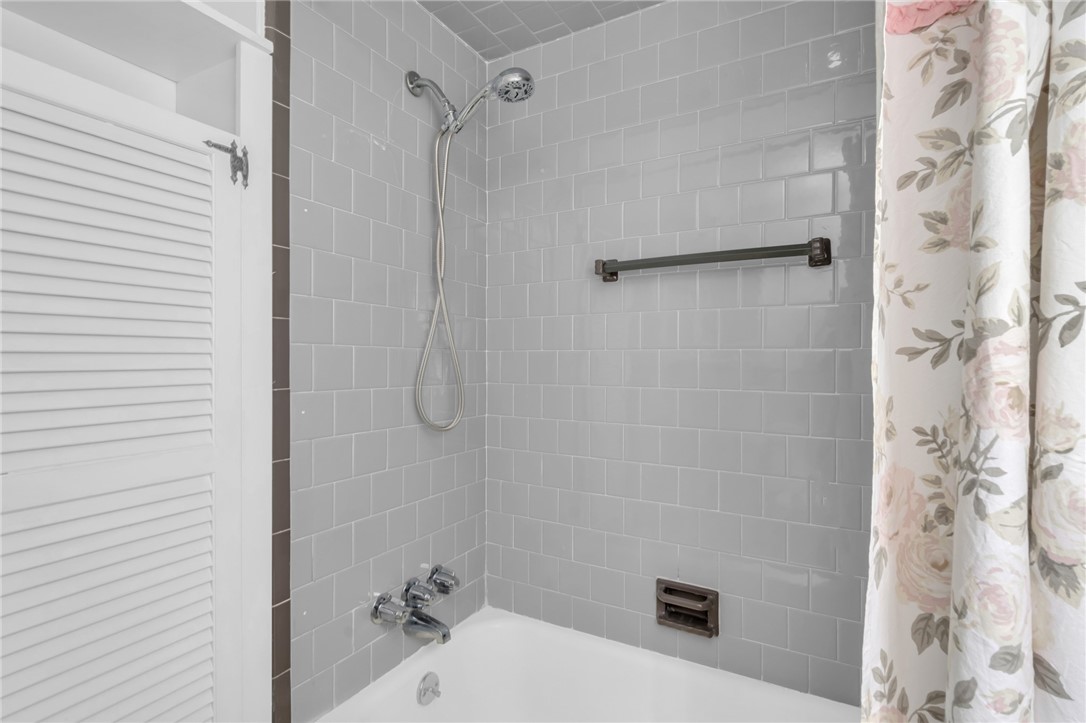 216 Riverside Avenue Warwick, RI 02889 - Photo 17 of 30