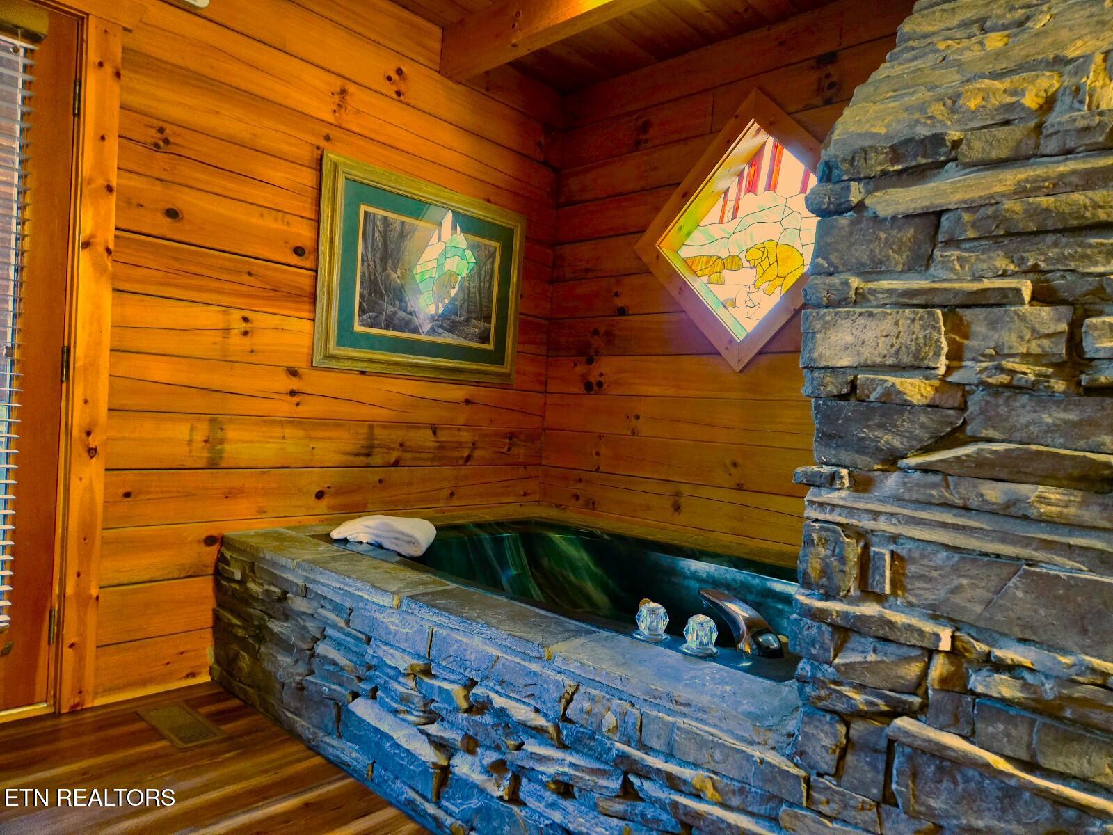 1580 Walt Price Road Sevierville, TN 37876 - Photo 17 of 37 20251215_112429