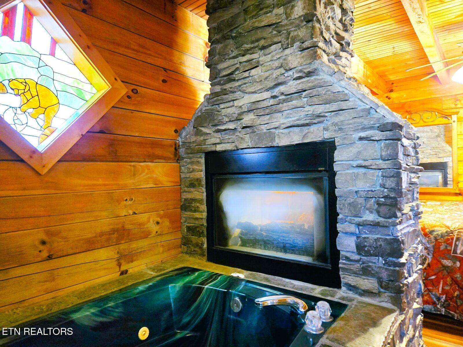 1580 Walt Price Road Sevierville, TN 37876 - Photo 18 of 37 20251215_112439