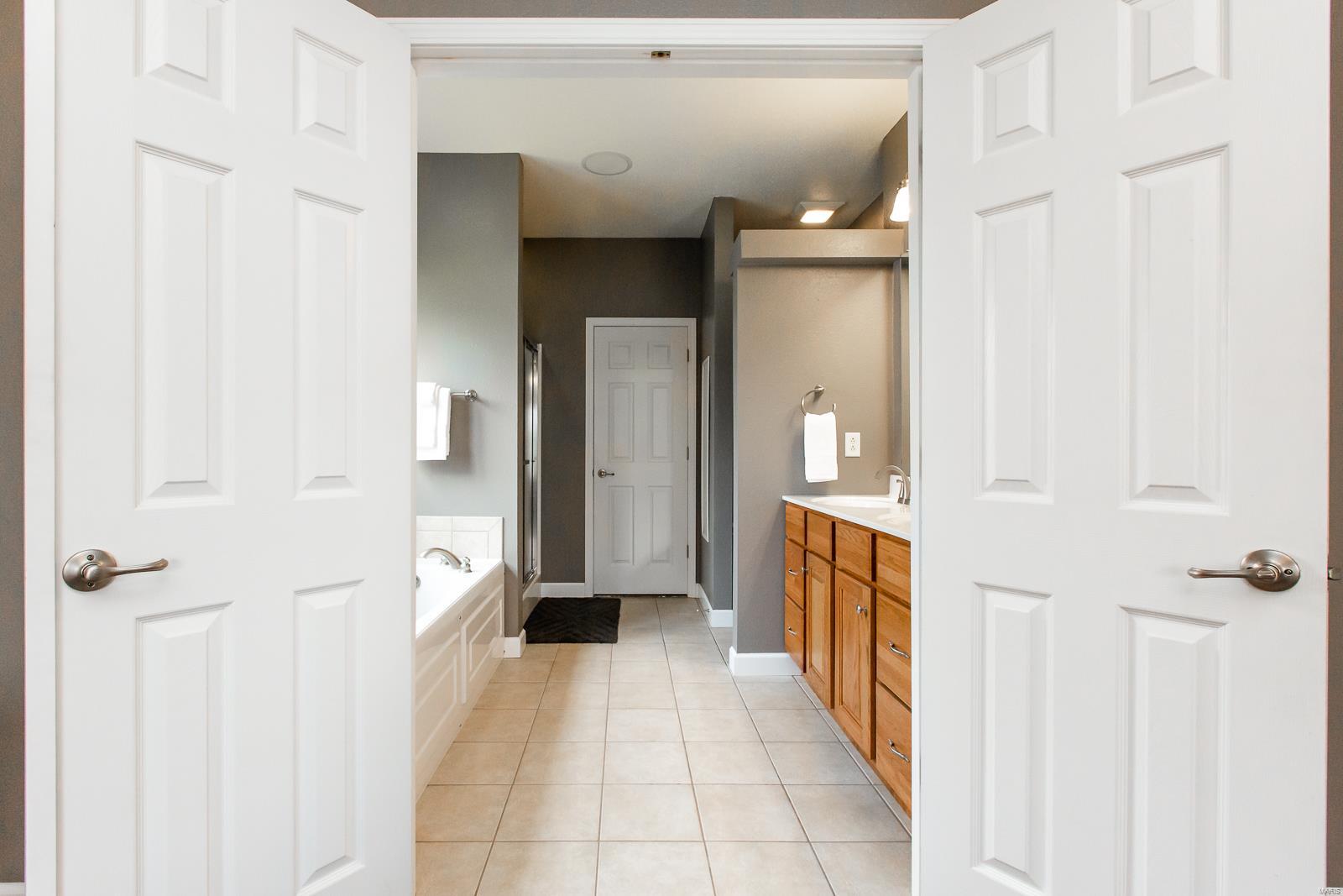 1128 Red Hawk Ridge Lane O'Fallon, IL 62269 - Photo 29 of 65 Gallery Image 29