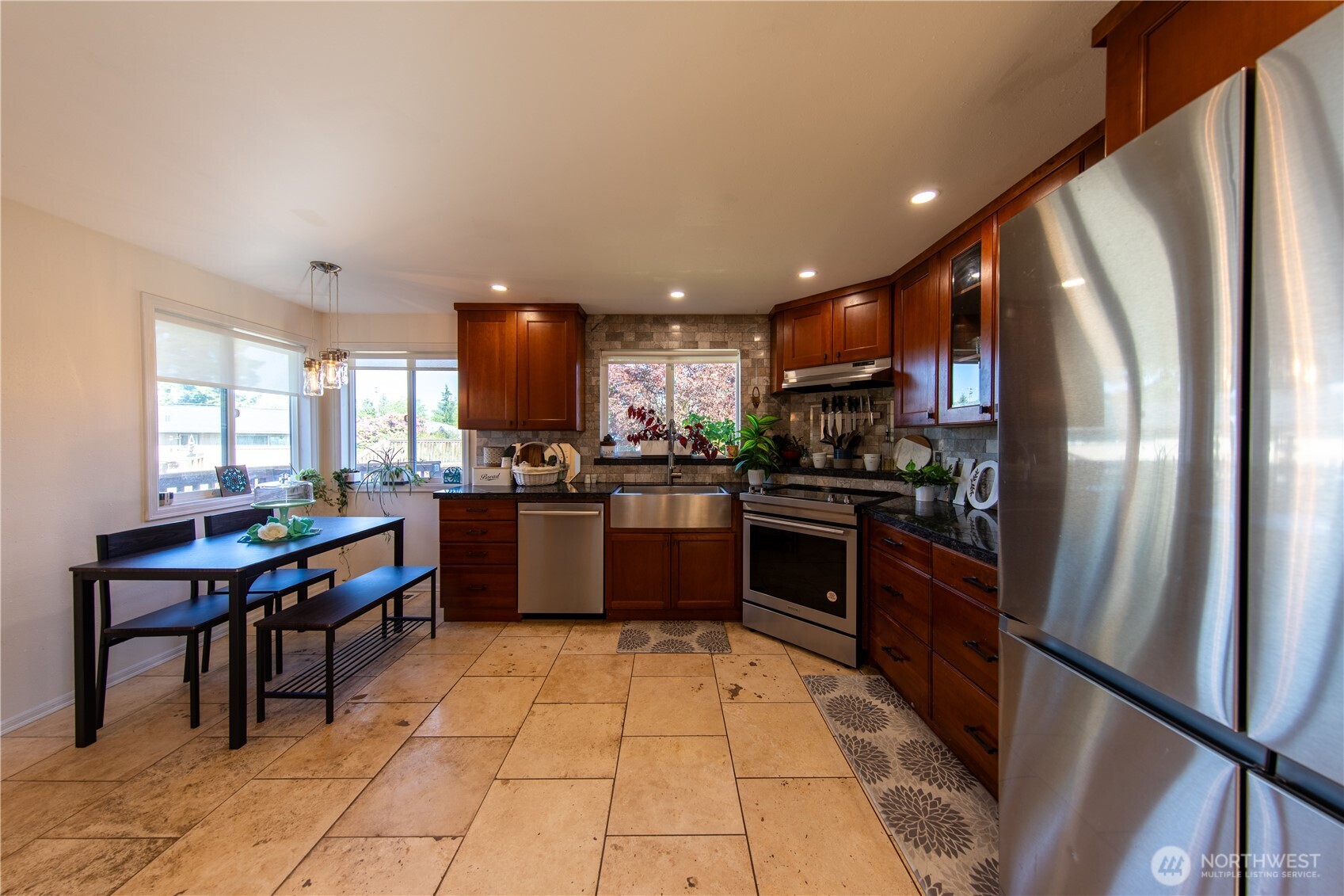 204 76th Street Southeast Everett, WA 98203 - Photo 11 of 40