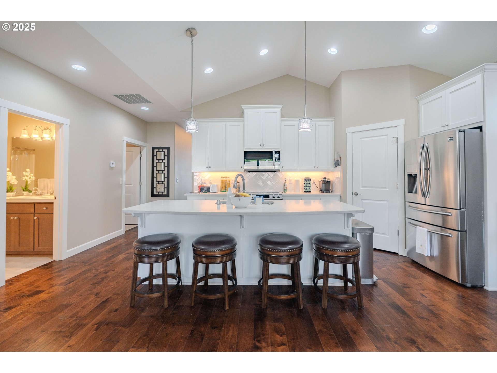 17624 Northeast 17th Avenue Ridgefield, WA 98642 - Photo 6 of 23 Kitchen