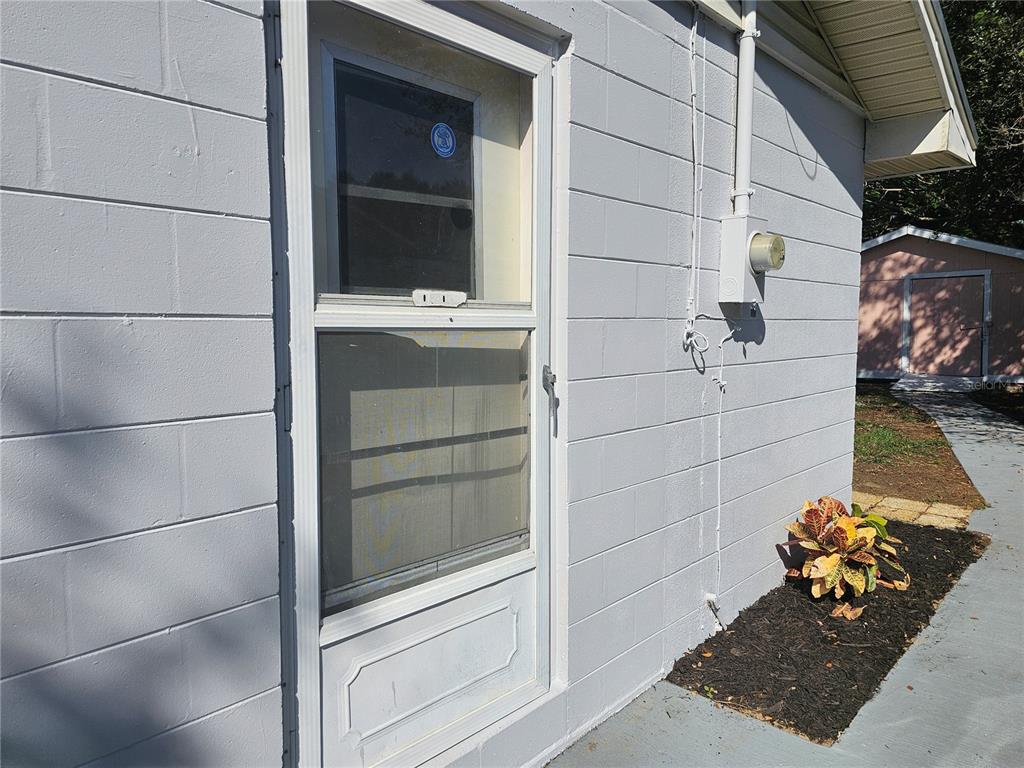 2720 North Avocado Road Avon Park, FL 33825 - Photo 28 of 35 a view of door