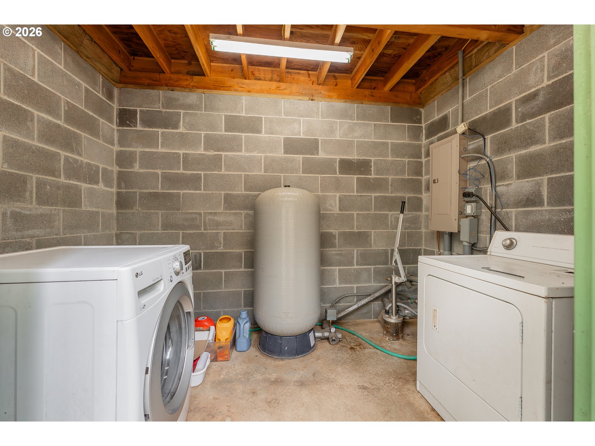 4202 Upper Cow Creek Road Azalea, OR 97410 - Photo 26 of 38