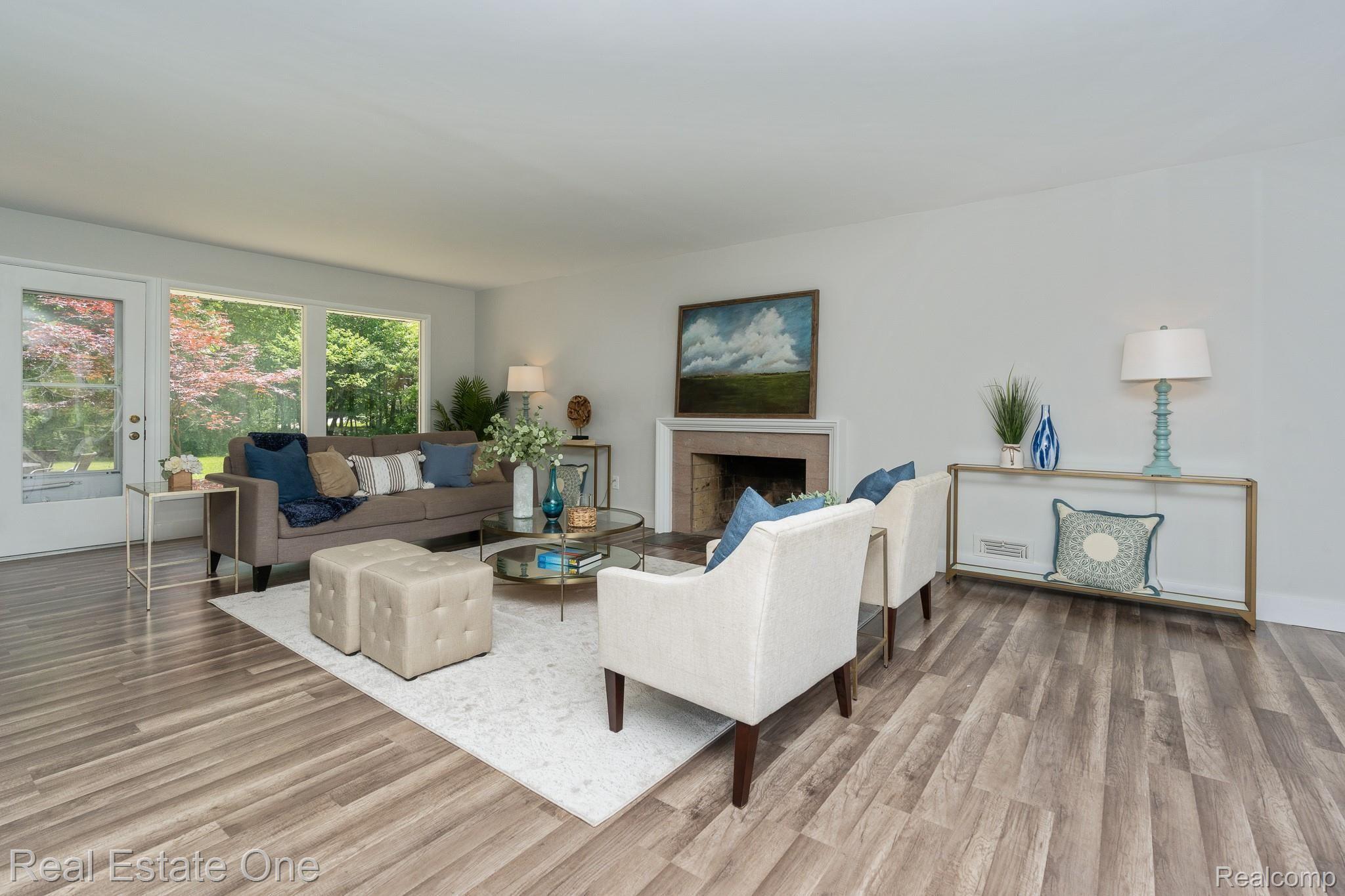 6356 Blue Beech Road Rochester, MI 48306 - Photo 6 of 43 6356 Blue Beech MLS-W002.jpg