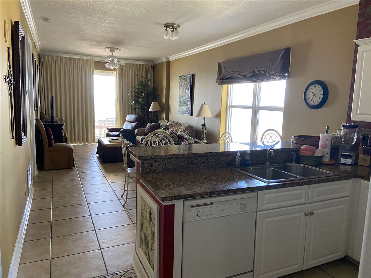 809 West Beach Boulevard, Unit 406 Gulf Shores, AL 36542 - Photo 17 of 19 Kitchen