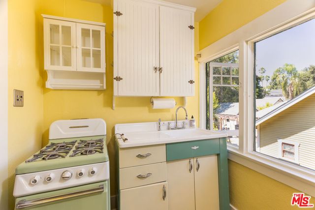 $1,900,000 | 577 North Chester Avenue, Pasadena, CA 91106