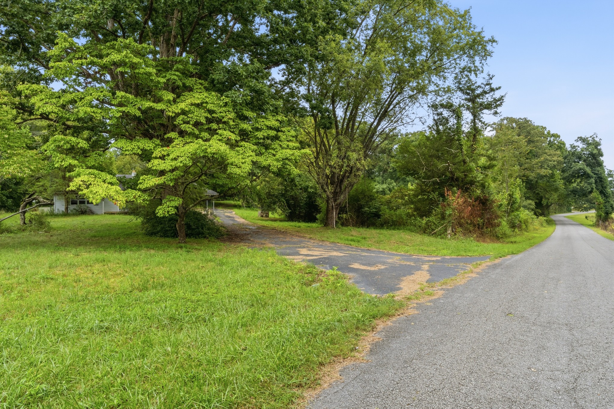 329 Old Standing Stone Road Livingston, TN 38570 - Photo 33 of 34 Gallery Image 33