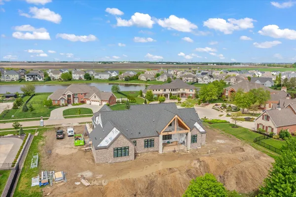 $2,450,000 | 1404 Wyndemere Point Drive, Champaign, IL 61822