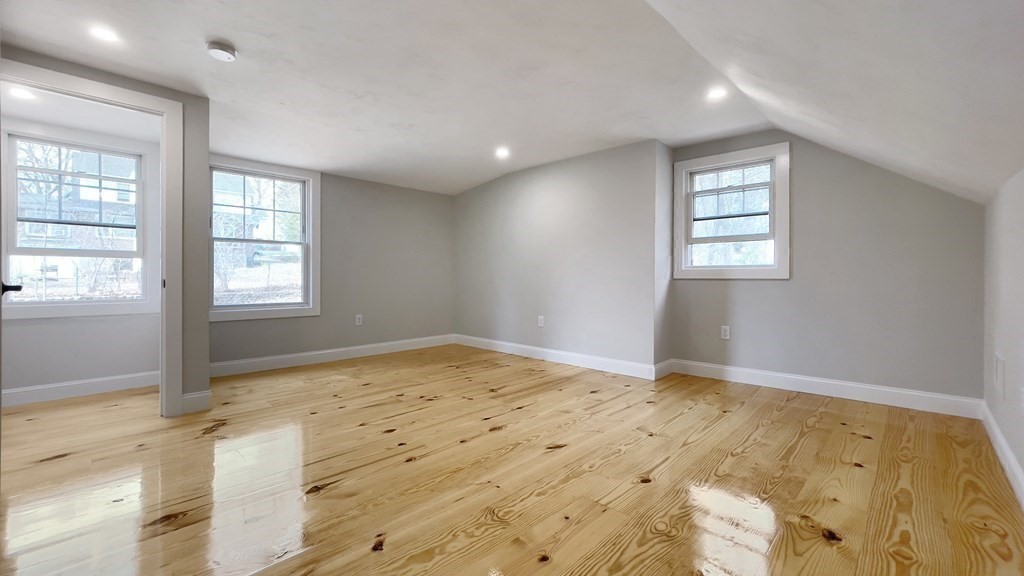 46 Swift Road Framingham, MA 01702 - Photo 22 of 42