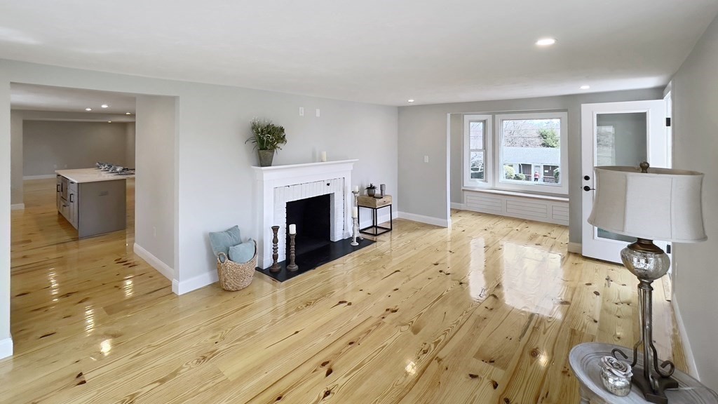 46 Swift Road Framingham, MA 01702 - Photo 7 of 42