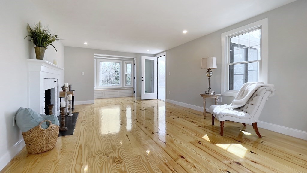 46 Swift Road Framingham, MA 01702 - Photo 10 of 42