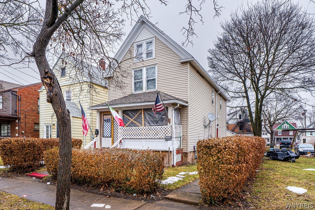 435 18th Street Niagara Falls, NY 14303 - Photo 2 of 23