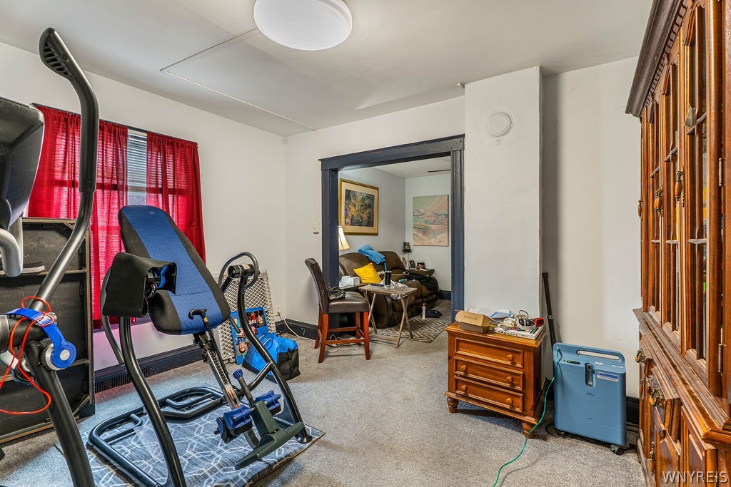 435 18th Street Niagara Falls, NY 14303 - Photo 4 of 23