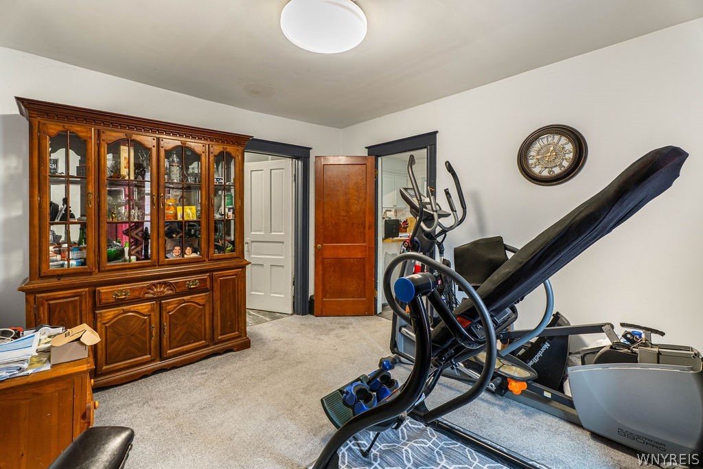 435 18th Street Niagara Falls, NY 14303 - Photo 5 of 23