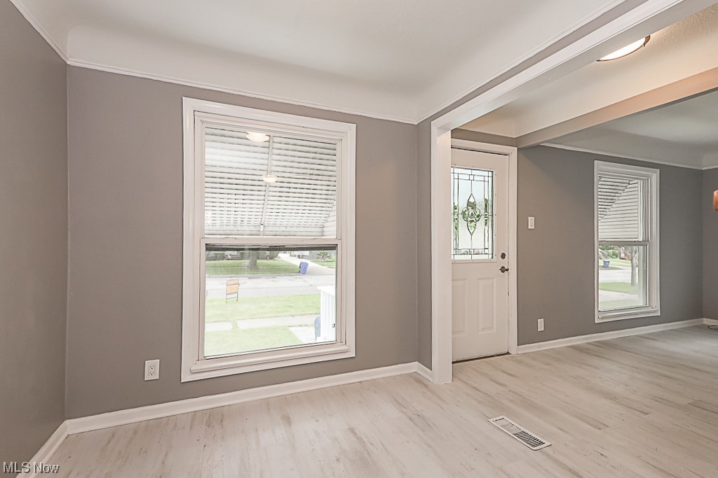 4604 Fulton Road Cleveland, OH 44144 - Photo 8 of 27 Gallery Image 8