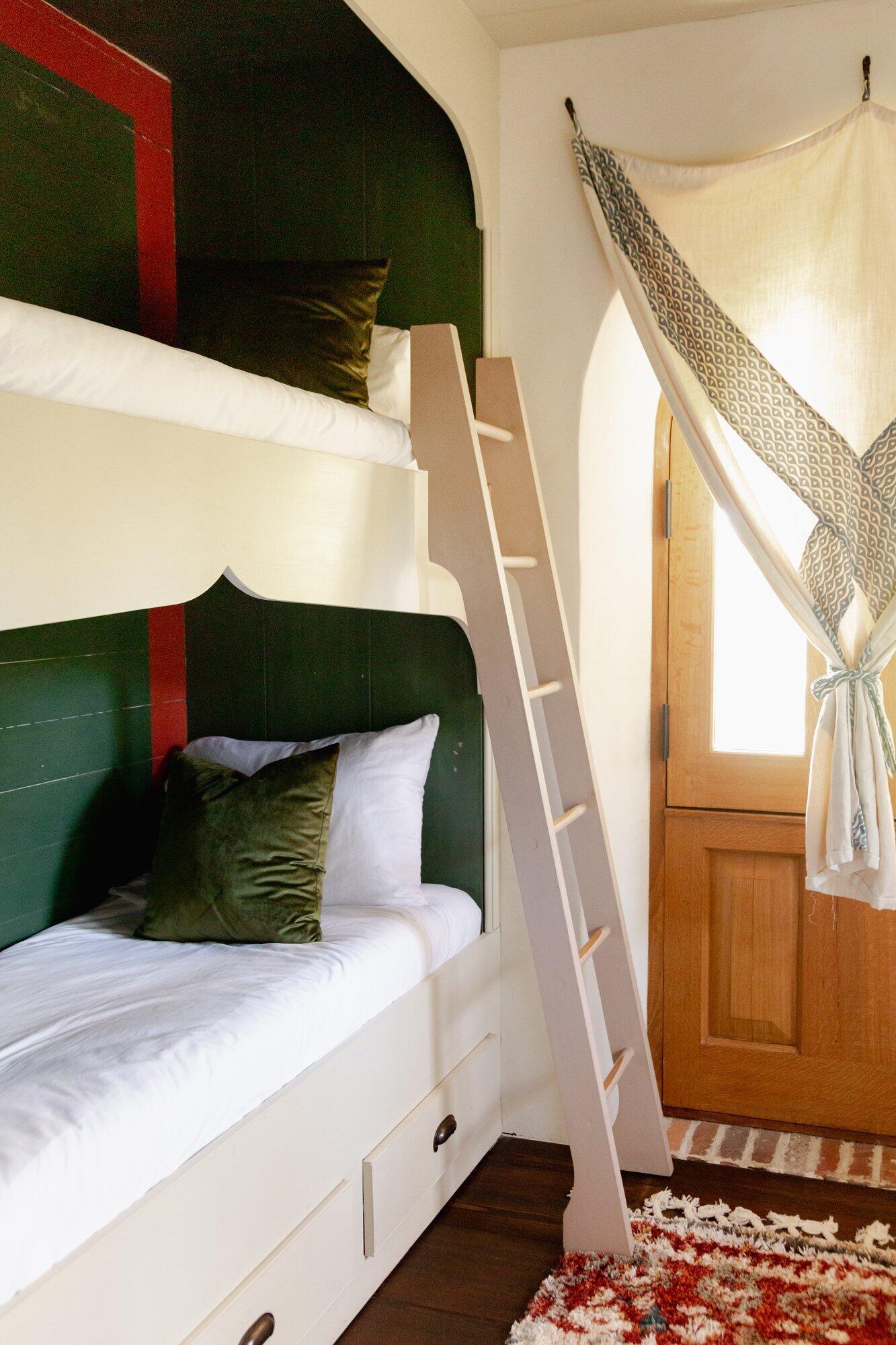 1401 Middle Street Sullivans Island, SC 29482 - Photo 23 of 38 Bunk_8901p