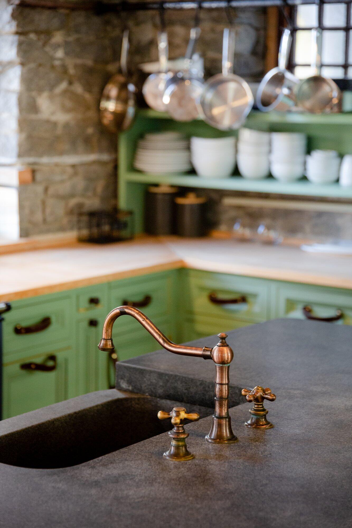 1401 Middle Street Sullivans Island, SC 29482 - Photo 10 of 38 Kitchen_8841p