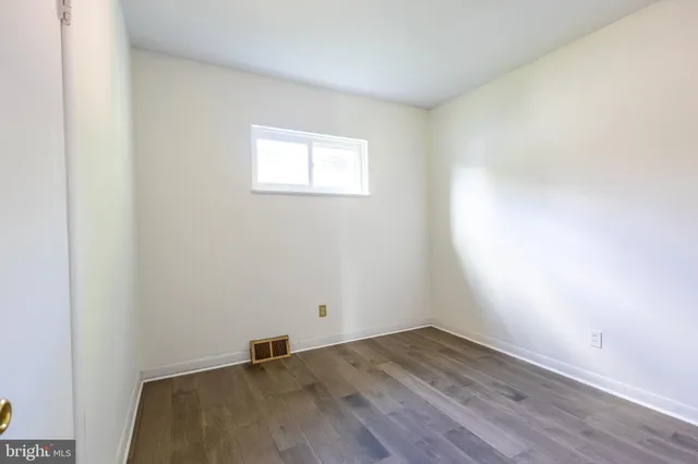 $2,750 | 302 Phelps Avenue, Glen Burnie, MD 21060