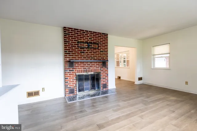 $2,750 | 302 Phelps Avenue, Glen Burnie, MD 21060