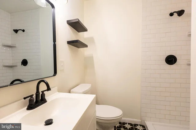 $2,750 | 302 Phelps Avenue, Glen Burnie, MD 21060