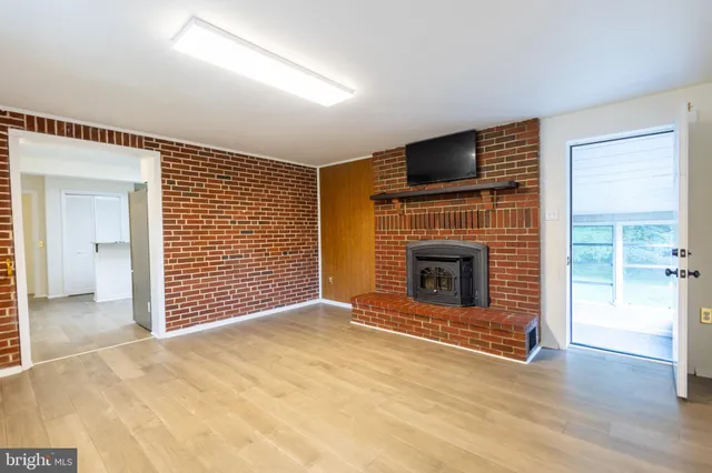 $2,750 | 302 Phelps Avenue, Glen Burnie, MD 21060