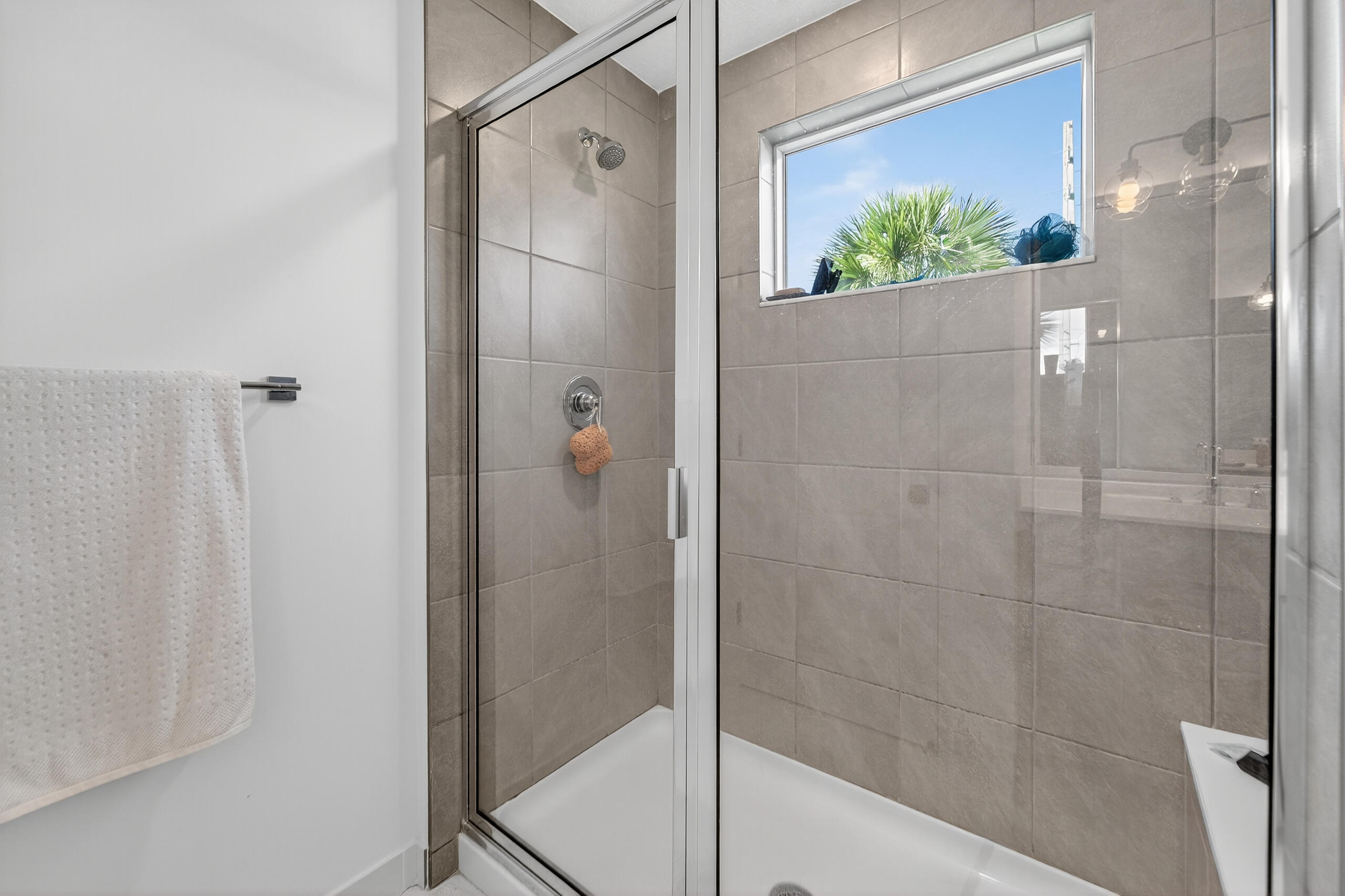 205 Preserve Trail South, Unit 602 Stuart, FL 34994 - Photo 13 of 38 205 Preserve Trail S 602 Stuart089_10142