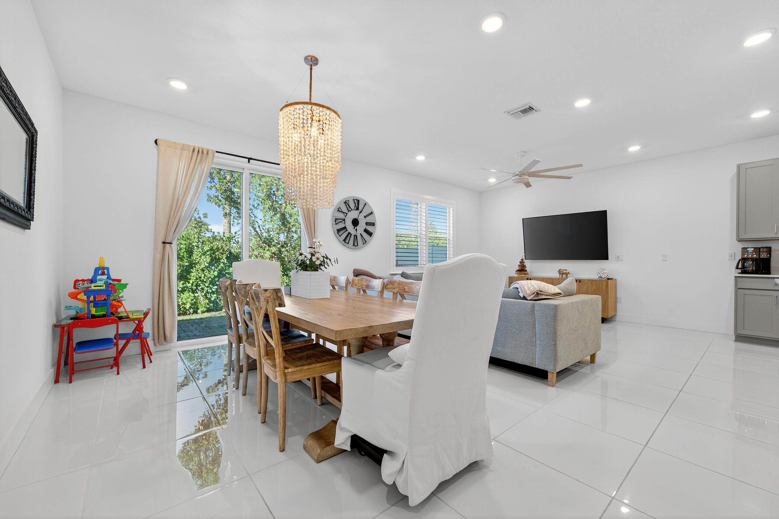 205 Preserve Trail South, Unit 602 Stuart, FL 34994 - Photo 2 of 38 205 Preserve Trail S 602 Stuart023_10142