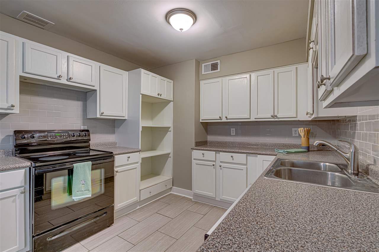 800 North Mendenhall Road Memphis, TN 38122 - Photo 13 of 25