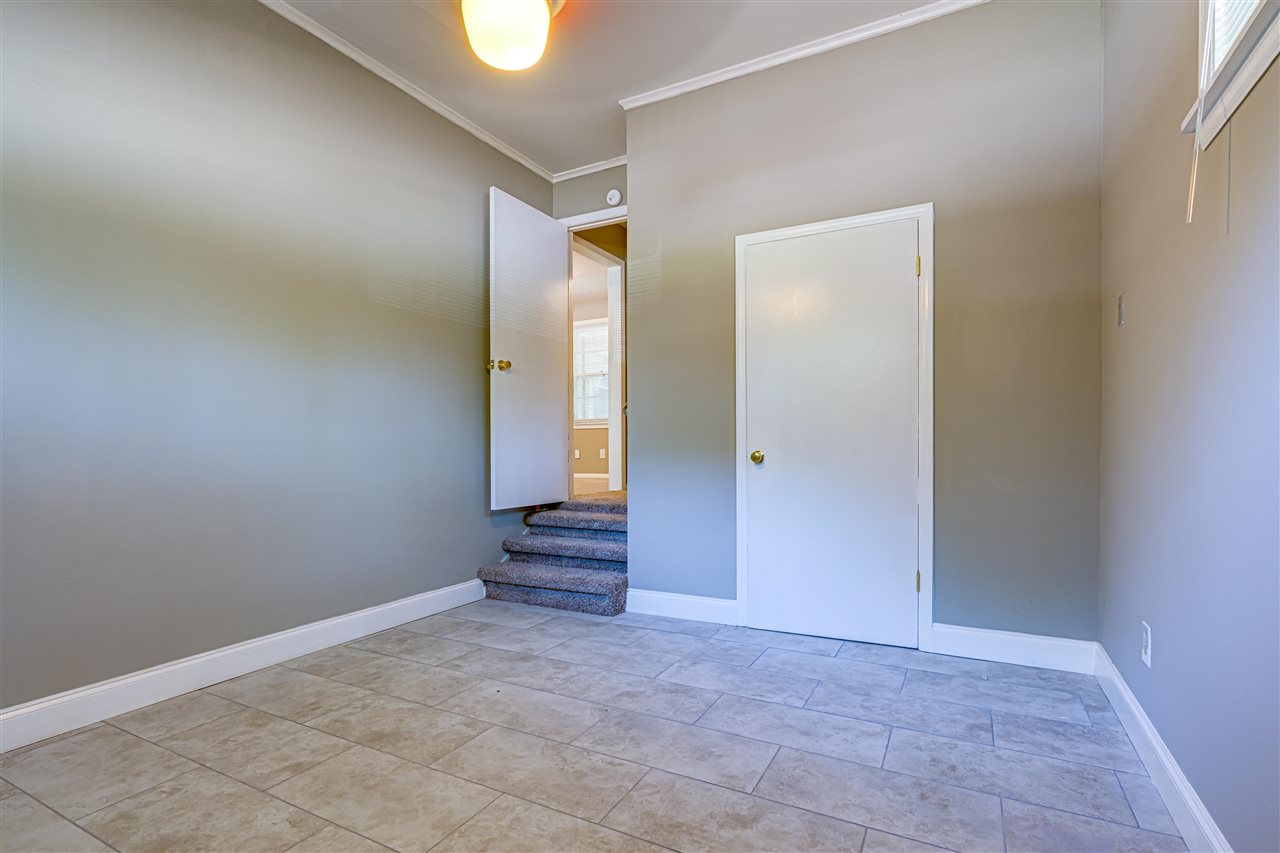 800 North Mendenhall Road Memphis, TN 38122 - Photo 17 of 25