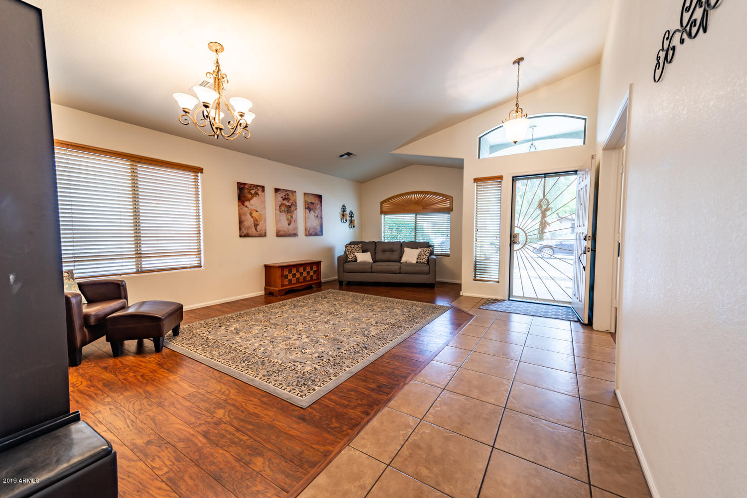 28806 North Nobel Road Phoenix, AZ 85085 - Photo 4 of 30 28806 N Nobel Rd-4