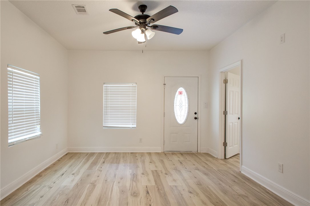 15 Robert Street Waycross, GA 31501 - Photo 5 of 24
