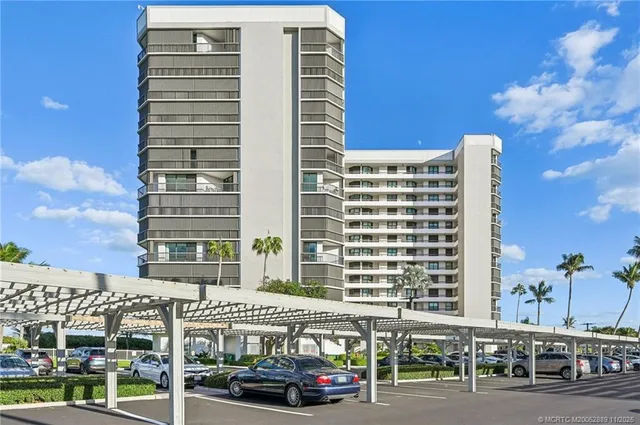 $4,750 | 8880 South Ocean Drive, Unit 608, Jensen Beach, FL 34957