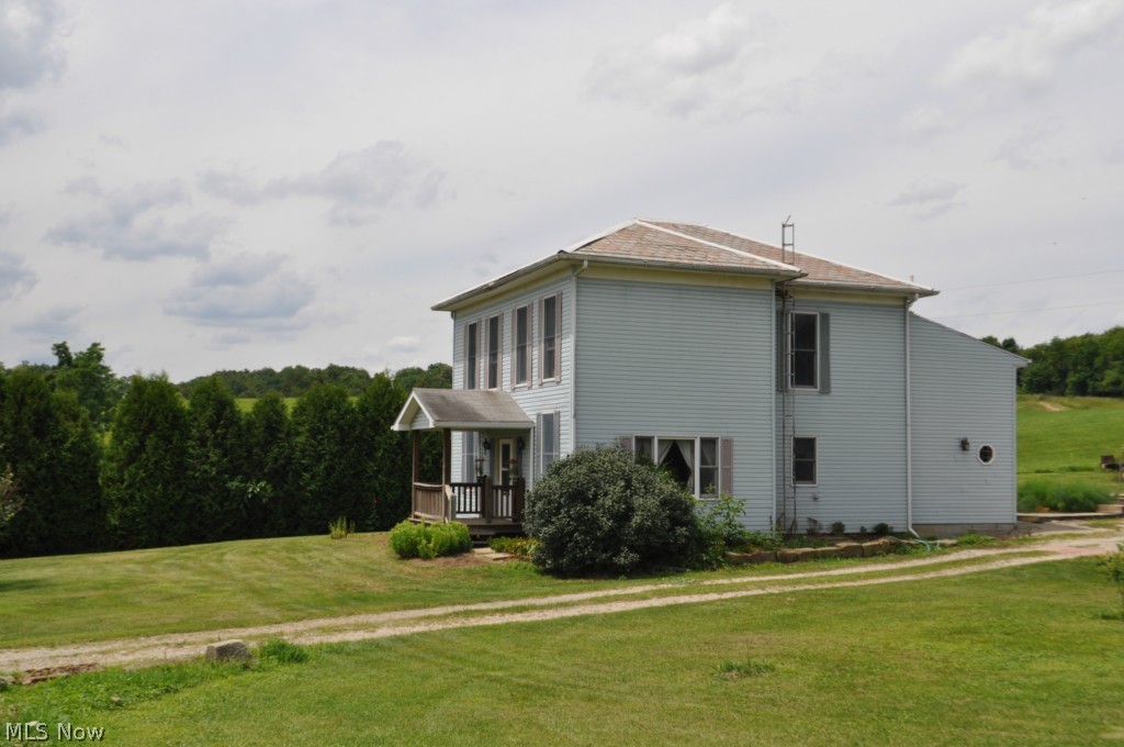 9325 Bird Road Norwich, OH 43767 - Photo 3 of 23 Gallery Image 3